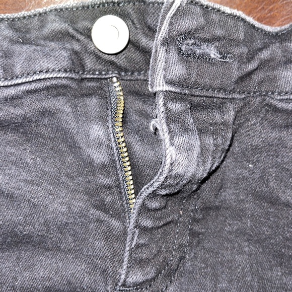 H&M black jean stretch distressed mini skirt 8 - Picture 6 of 13